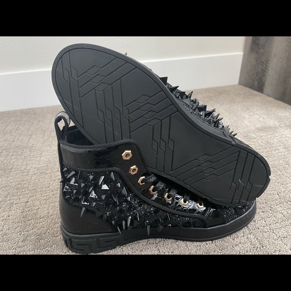 Selling my brand new pair of Aurelio Garcia shoes. - Picture 2 of 7